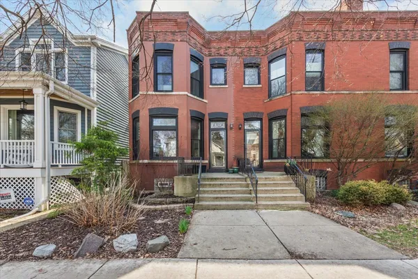 $925,000 | 2159 West Wilson Avenue, Chicago, IL 60625