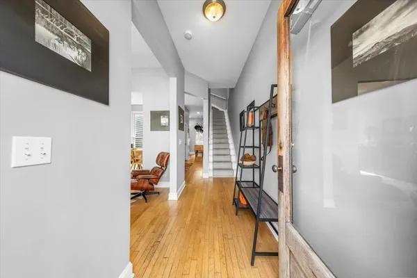 $925,000 | 2159 West Wilson Avenue, Chicago, IL 60625