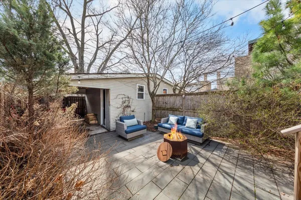 $925,000 | 2159 West Wilson Avenue, Chicago, IL 60625