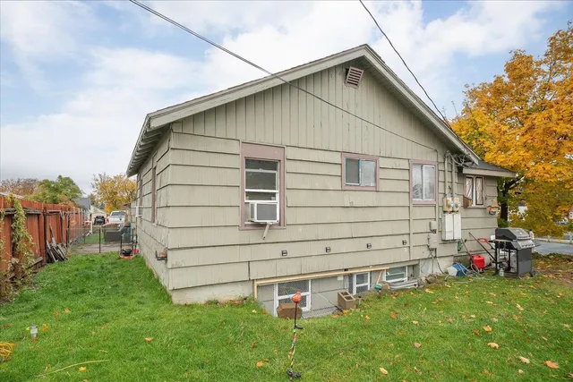 $275,000 | 1623 West Garland Avenue, Spokane, WA 99205