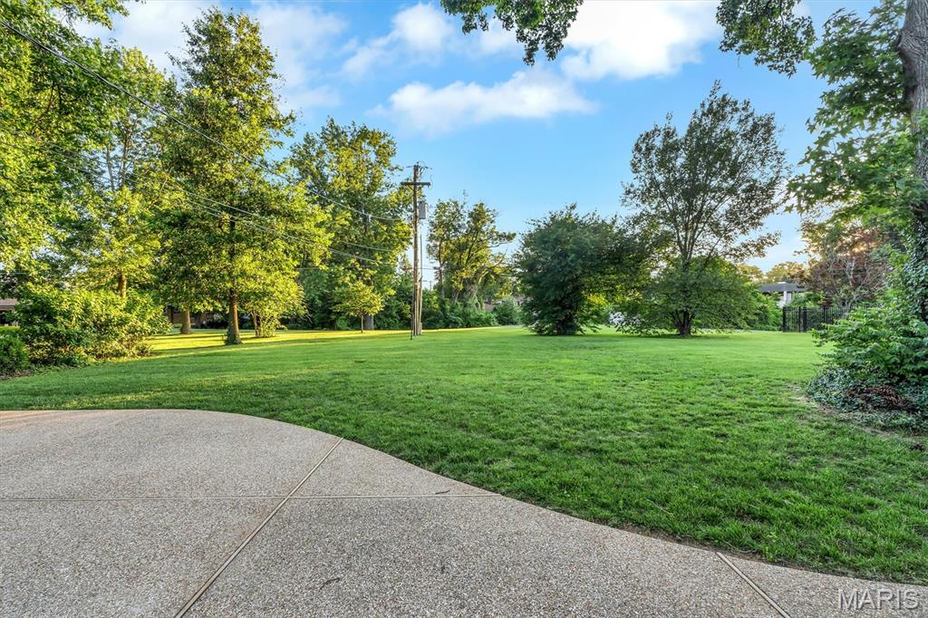 5935 Highfield Road St. Louis, MO 63109 - Photo 27 of 36