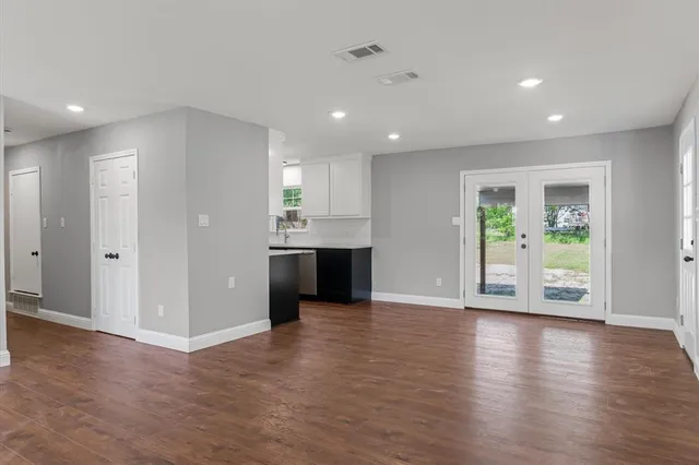 $284,000 | 261 Bois D Arc Street, Canton, TX 75103