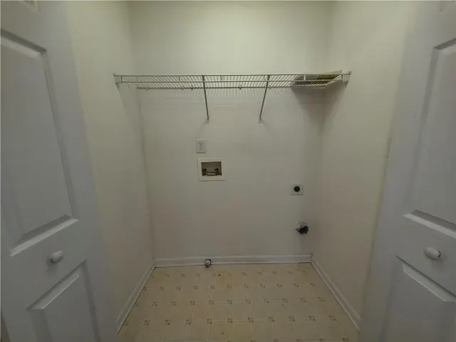 $269,900 | 619 Kenridge Way, Suwanee, GA 30024