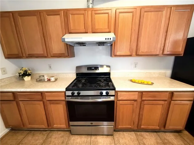 $269,900 | 619 Kenridge Way, Suwanee, GA 30024