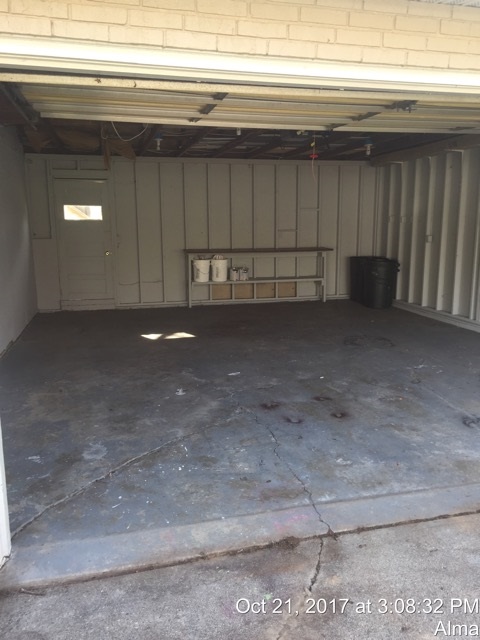 945 Iowa Street Alma, MI 48801 - Photo 8 of 21 1839524-7.JPG