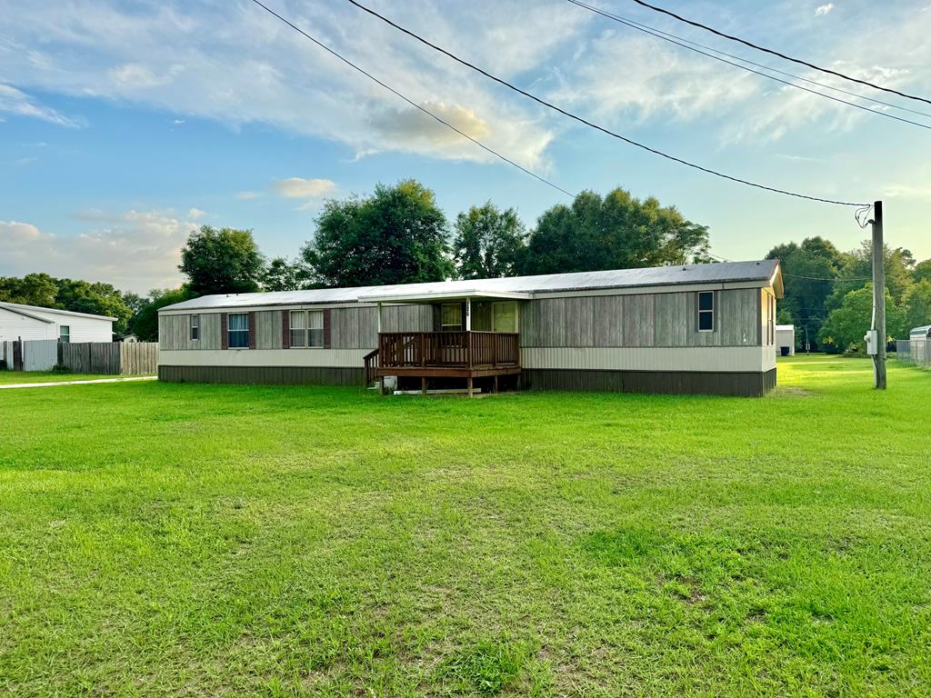 206 South 2nd Street Geneva, AL 36340 - Photo 1 of 20 Main View