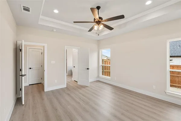 $355,900 | 506 Limestone Circle, Mabank, TX 75147