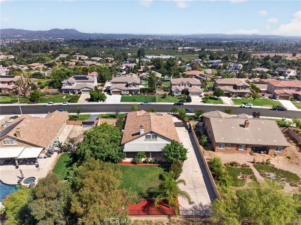 12687 Cathedral Ridge Way Riverside, CA 92503 - Photo 12 of 71