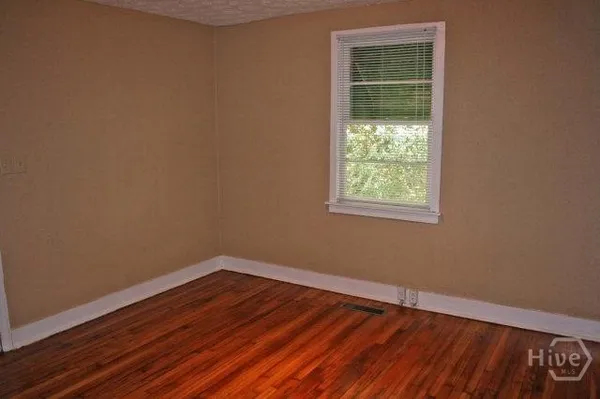 $1,395 | 472 Whitehall Road, Athens, GA 30605