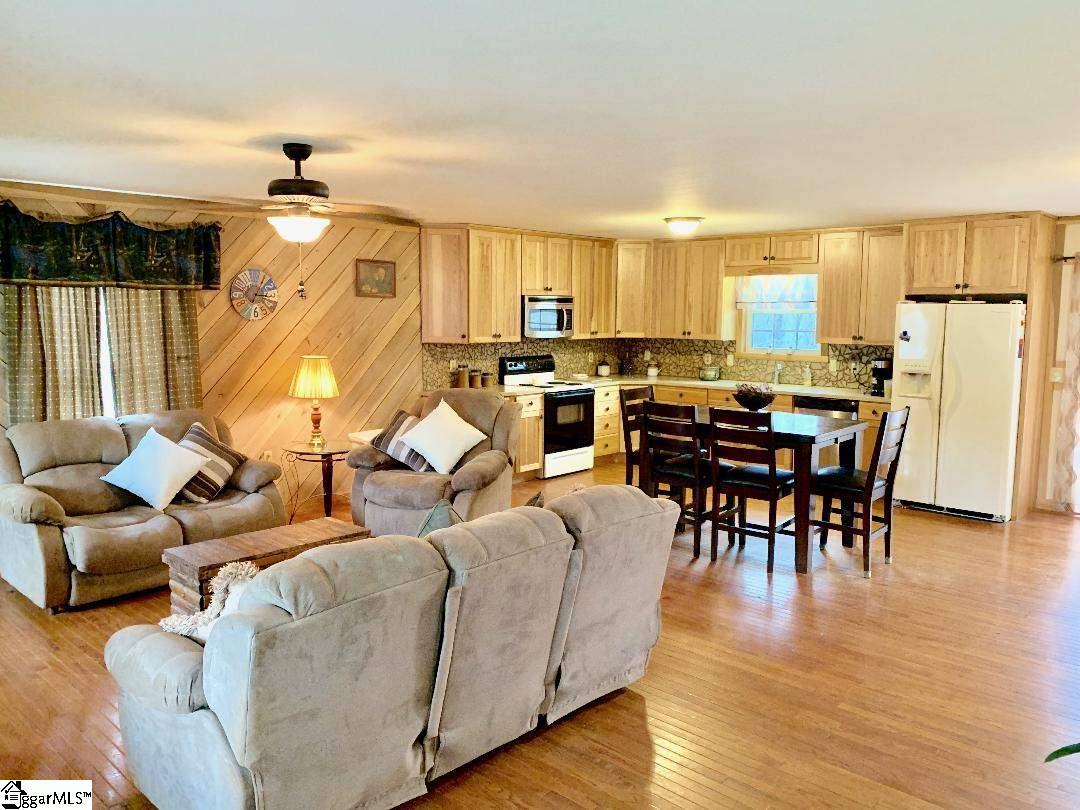 121 Meredith Lake Road Townville, SC 29689 - Photo 9 of 29 Gallery Image 9