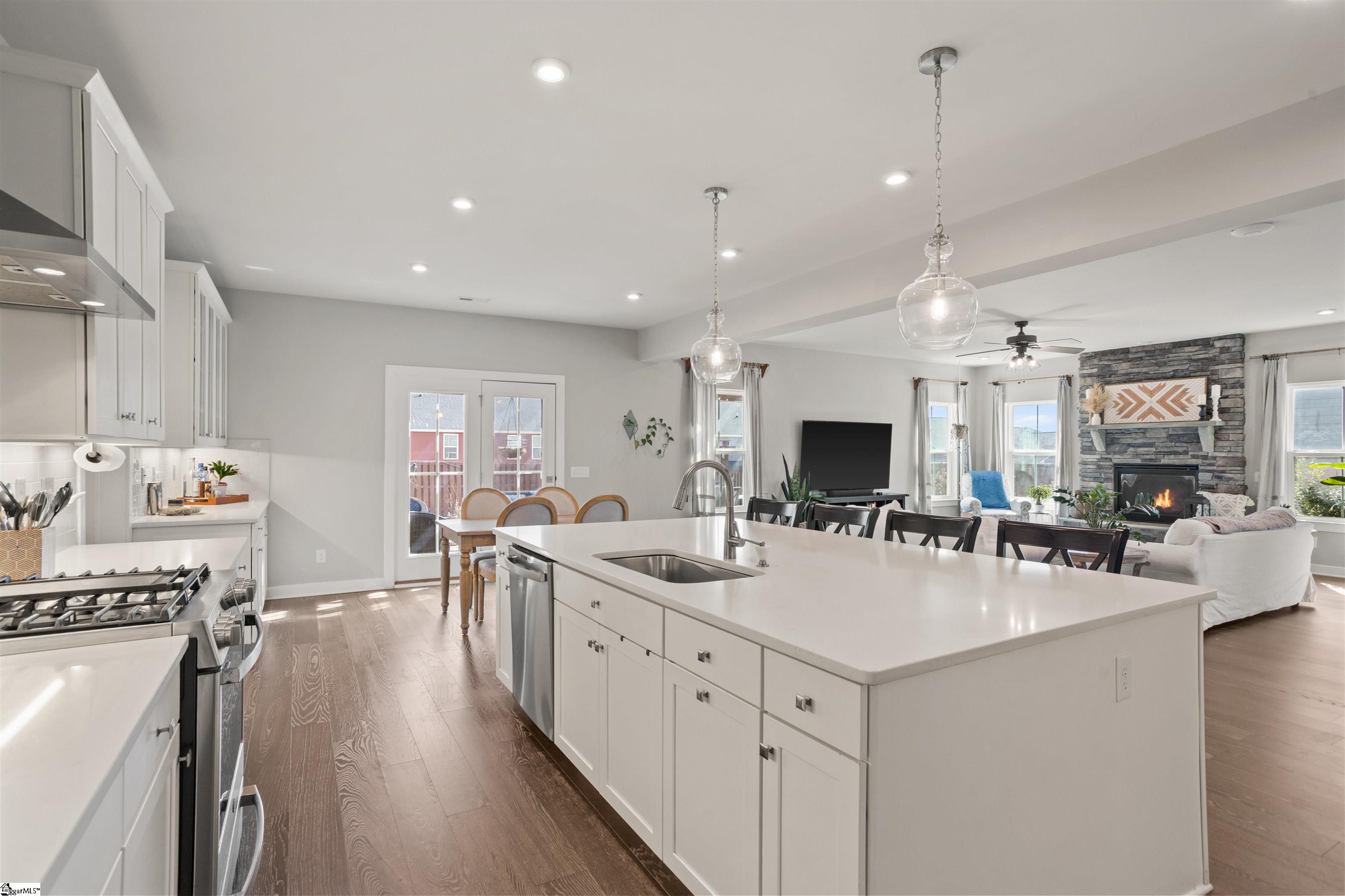 8 Blackfoot Road Greenville, SC 29607 - Photo 27 of 49