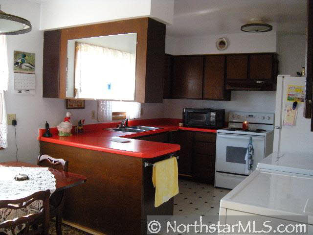 N2248 Curtis Road Stanley, WI 54768 - Photo 4 of 9 Gallery Image 4