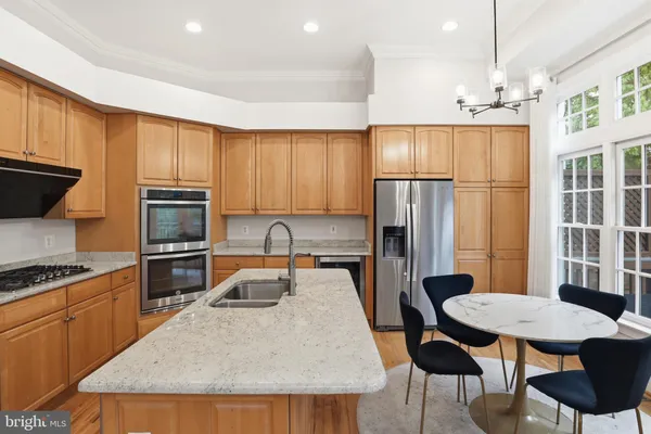 $1,270,000 | 2323 Sawtooth Oak Court, Vienna, VA 22182