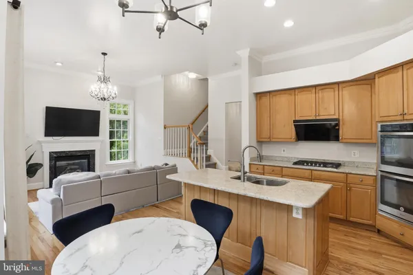 $1,270,000 | 2323 Sawtooth Oak Court, Vienna, VA 22182