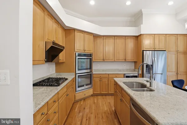 $1,270,000 | 2323 Sawtooth Oak Court, Vienna, VA 22182