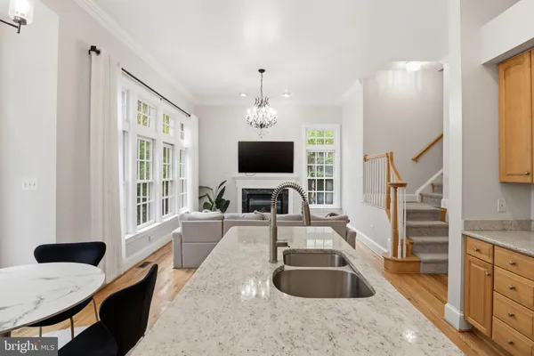 $1,270,000 | 2323 Sawtooth Oak Court, Vienna, VA 22182