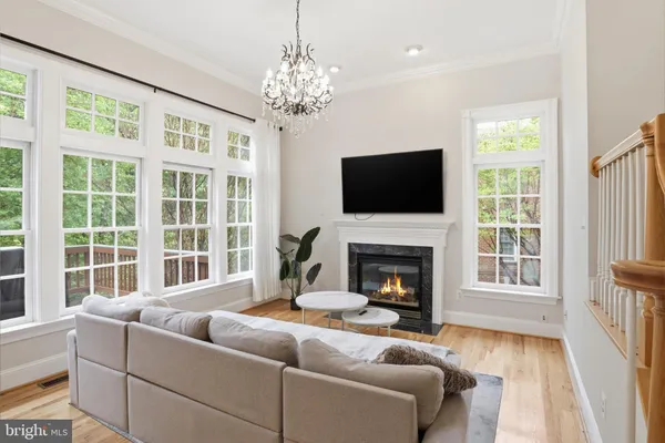 $1,270,000 | 2323 Sawtooth Oak Court, Vienna, VA 22182