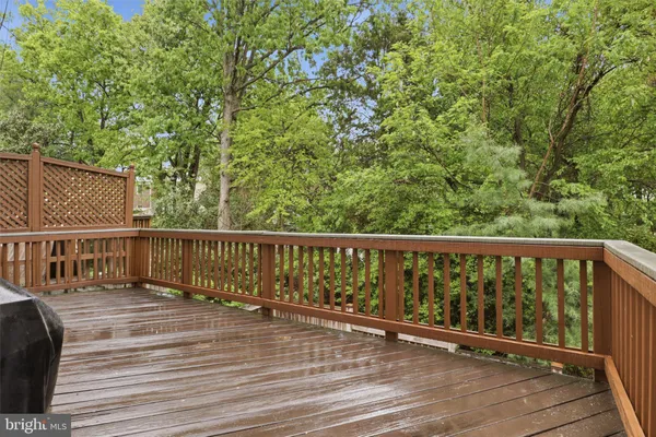 $1,270,000 | 2323 Sawtooth Oak Court, Vienna, VA 22182