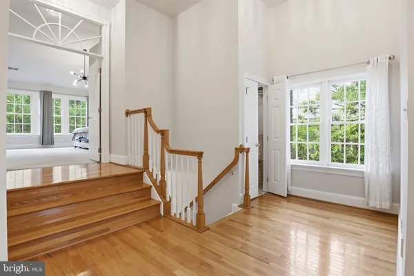 $1,270,000 | 2323 Sawtooth Oak Court, Vienna, VA 22182