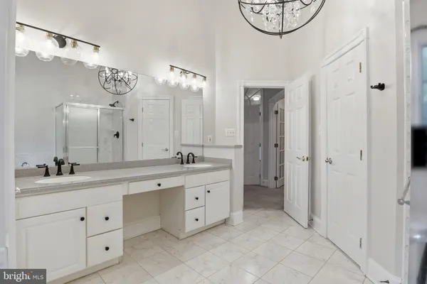 $1,270,000 | 2323 Sawtooth Oak Court, Vienna, VA 22182