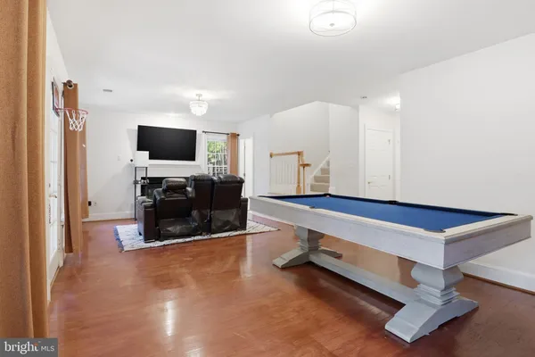 $1,270,000 | 2323 Sawtooth Oak Court, Vienna, VA 22182