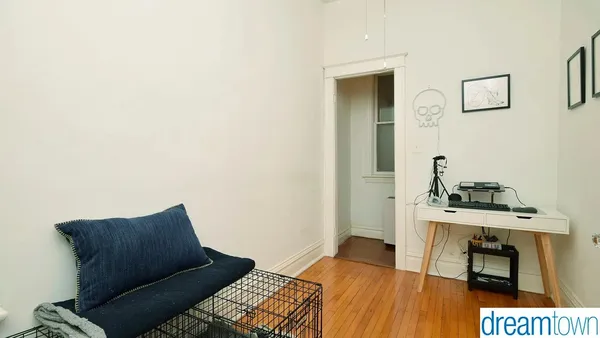 $3,200 | 2524 West Palmer Street, Unit 2, Chicago, IL 60647