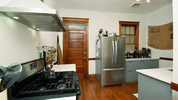 $3,200 | 2524 West Palmer Street, Unit 2, Chicago, IL 60647