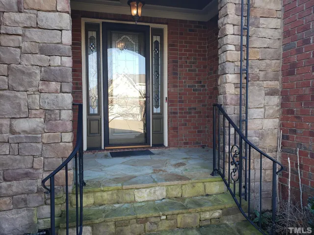 $3,200 | 204 Sonoma Valley Drive, Cary, NC 27518