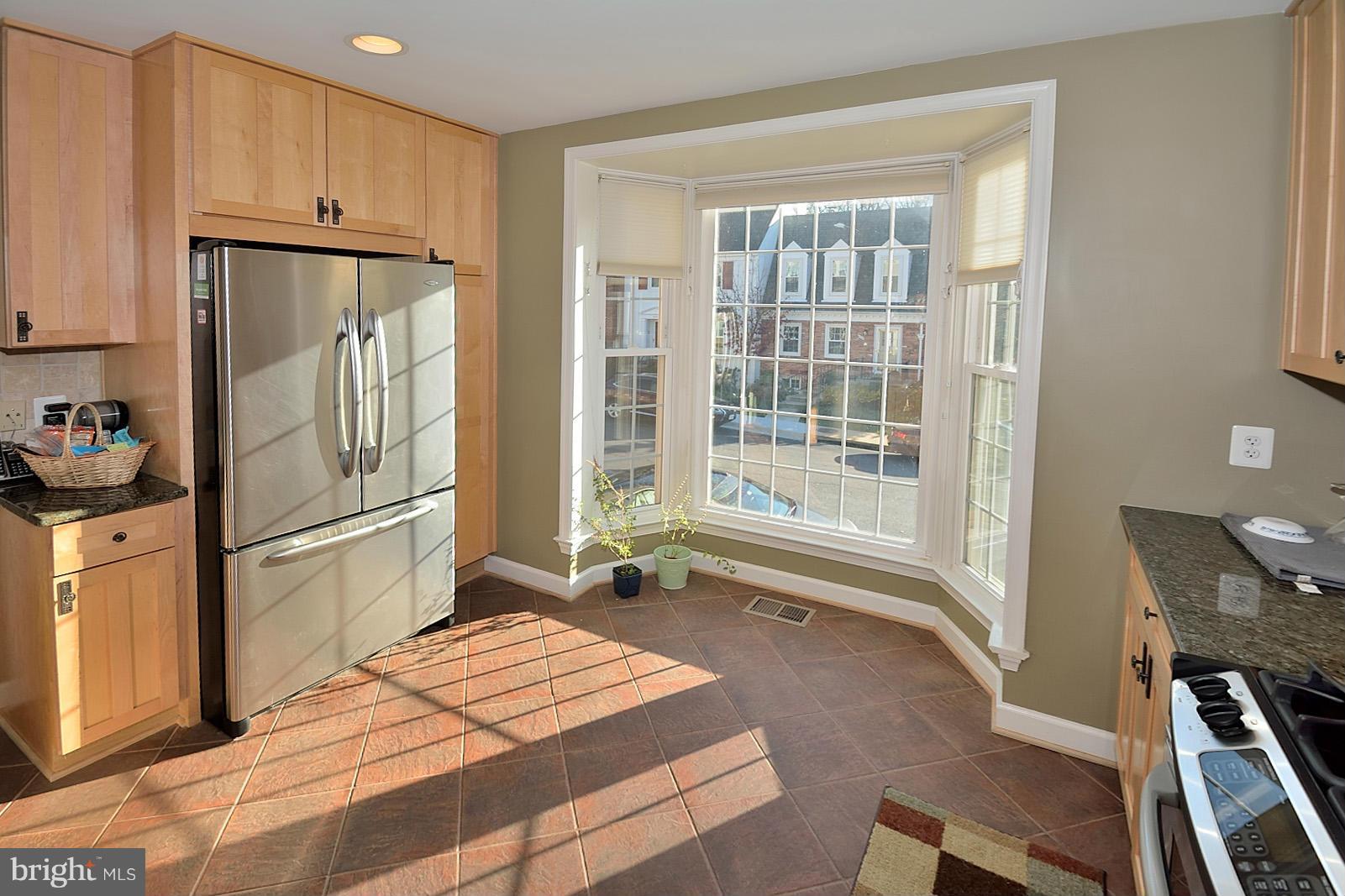 6760 Towne Lane Road McLean, VA 22101 - Photo 8 of 22 Kitchen