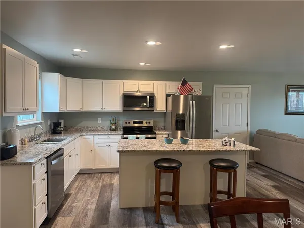 $347,000 | 317 Braeburn Drive, Hannibal, MO 63401