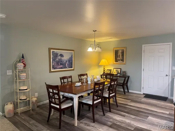 $347,000 | 317 Braeburn Drive, Hannibal, MO 63401