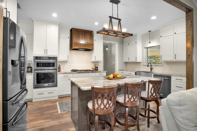 $1,400,000 | 2297 Highway 84, Mount Enterprise, TX 75681