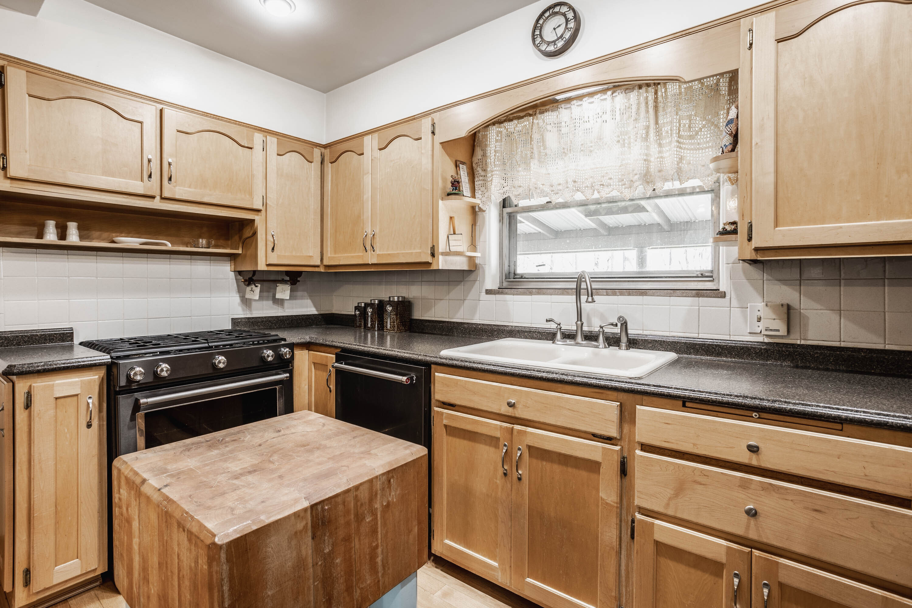 10315 Eller Road Fishers, IN 46038 - Photo 14 of 44