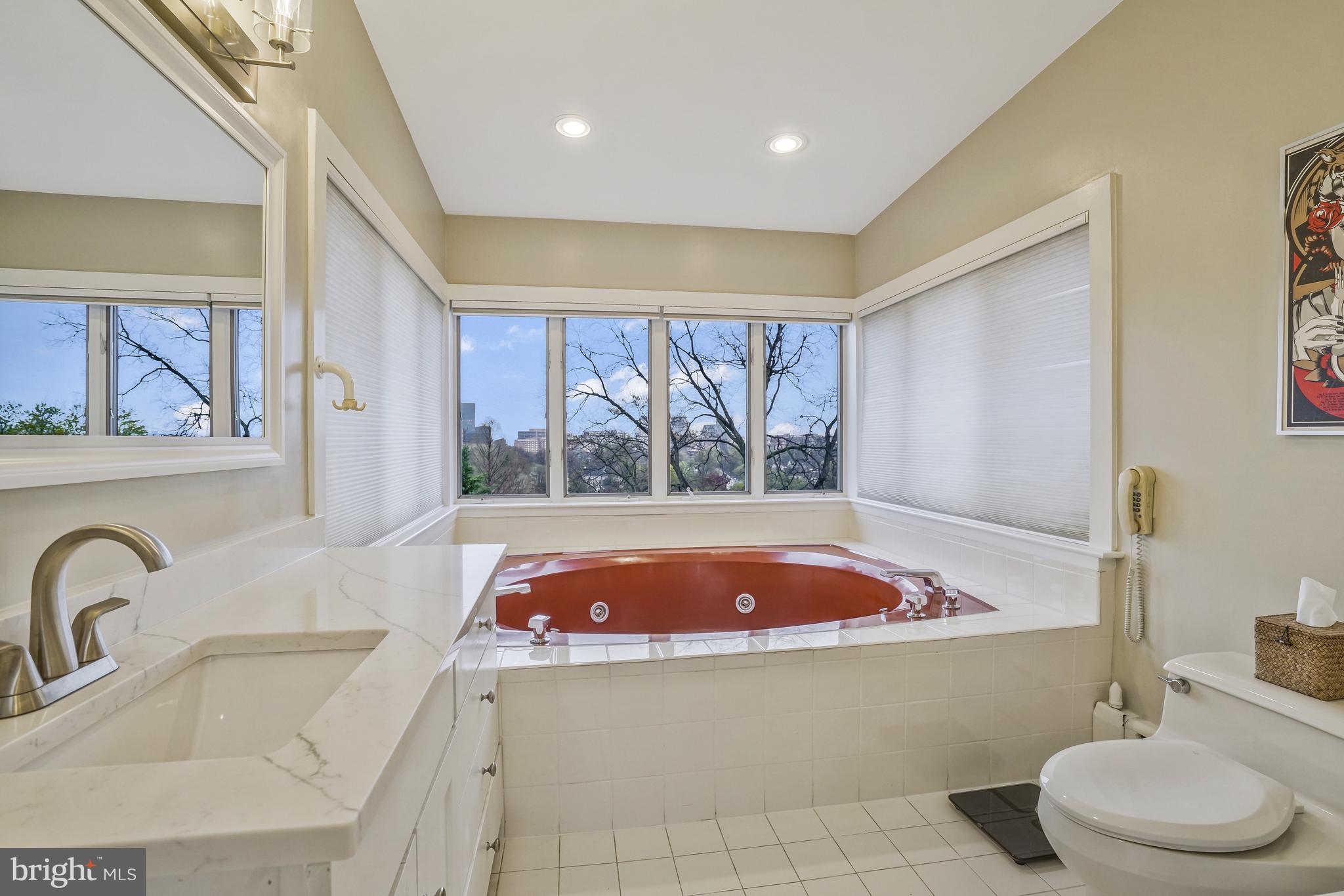 1807 South Arlington Ridge Road Arlington, VA 22202 - Photo 29 of 78