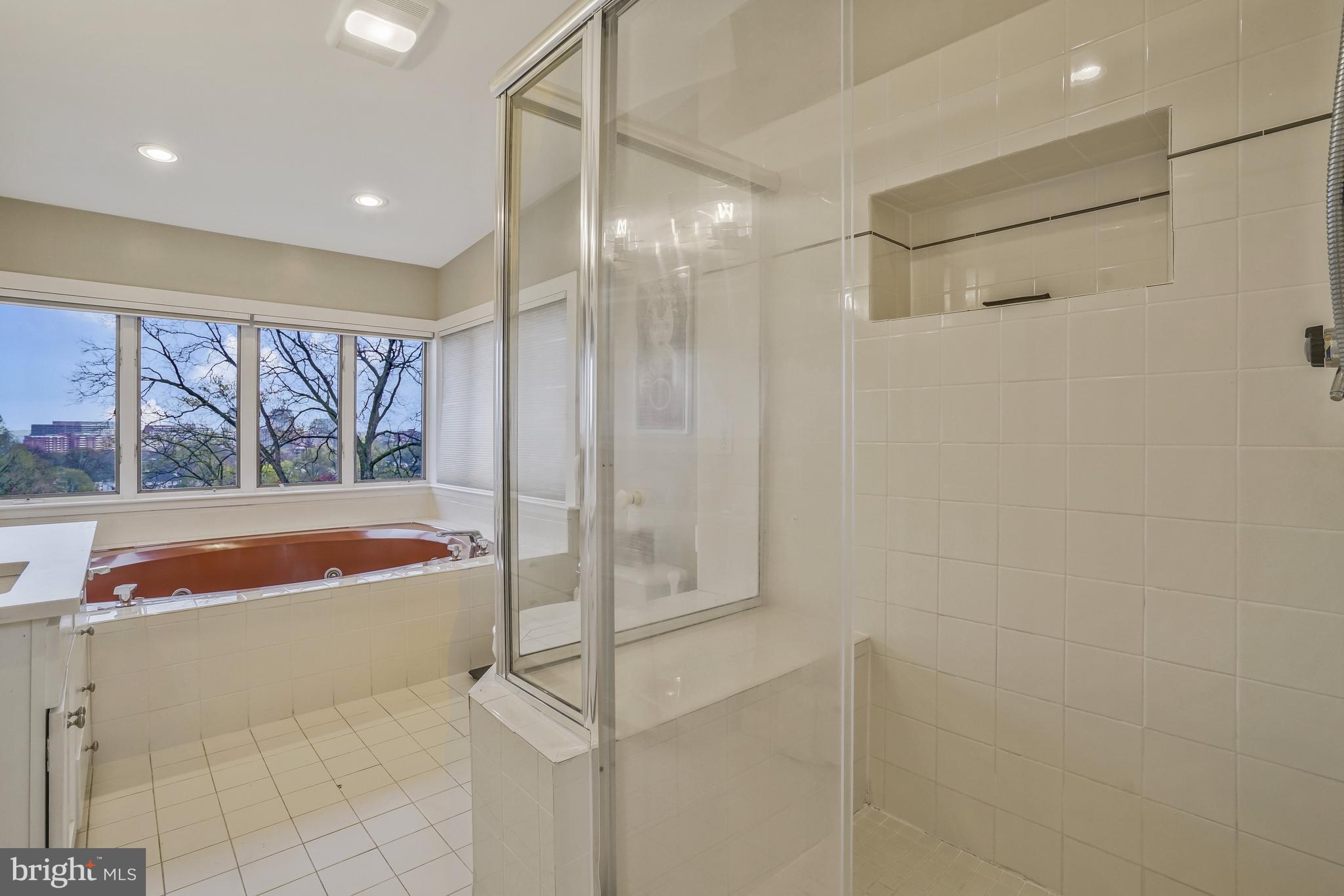 1807 South Arlington Ridge Road Arlington, VA 22202 - Photo 32 of 78