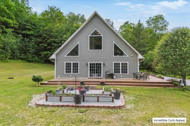 $649,000 | 201 Mockingbird Way, Franklin, VT 05457