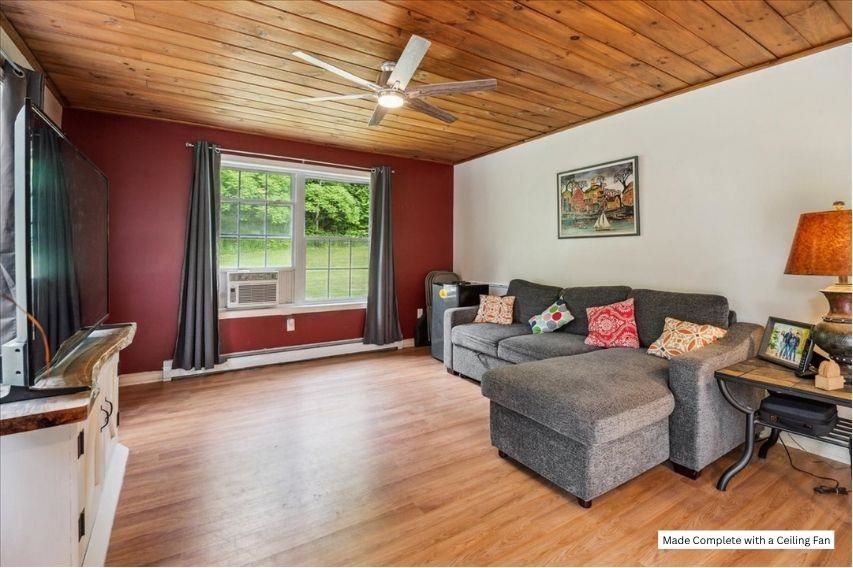 201 Mockingbird Way Franklin, VT 05457 - Photo 17 of 60