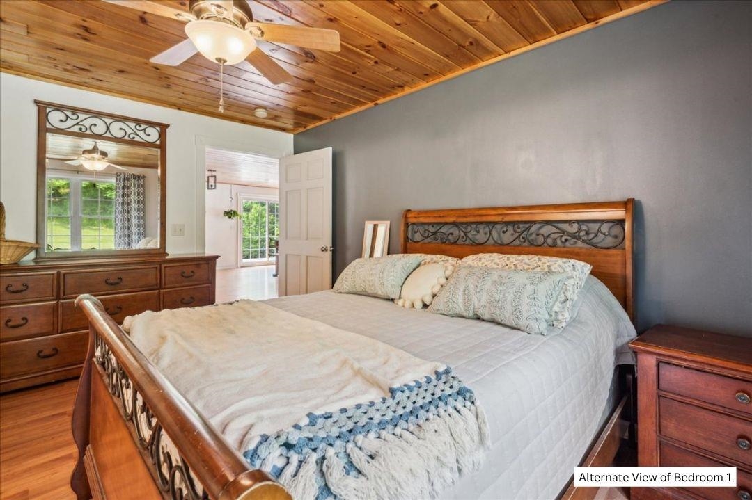 201 Mockingbird Way Franklin, VT 05457 - Photo 21 of 60