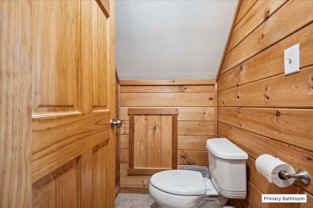 201 Mockingbird Way Franklin, VT 05457 - Photo 32 of 60