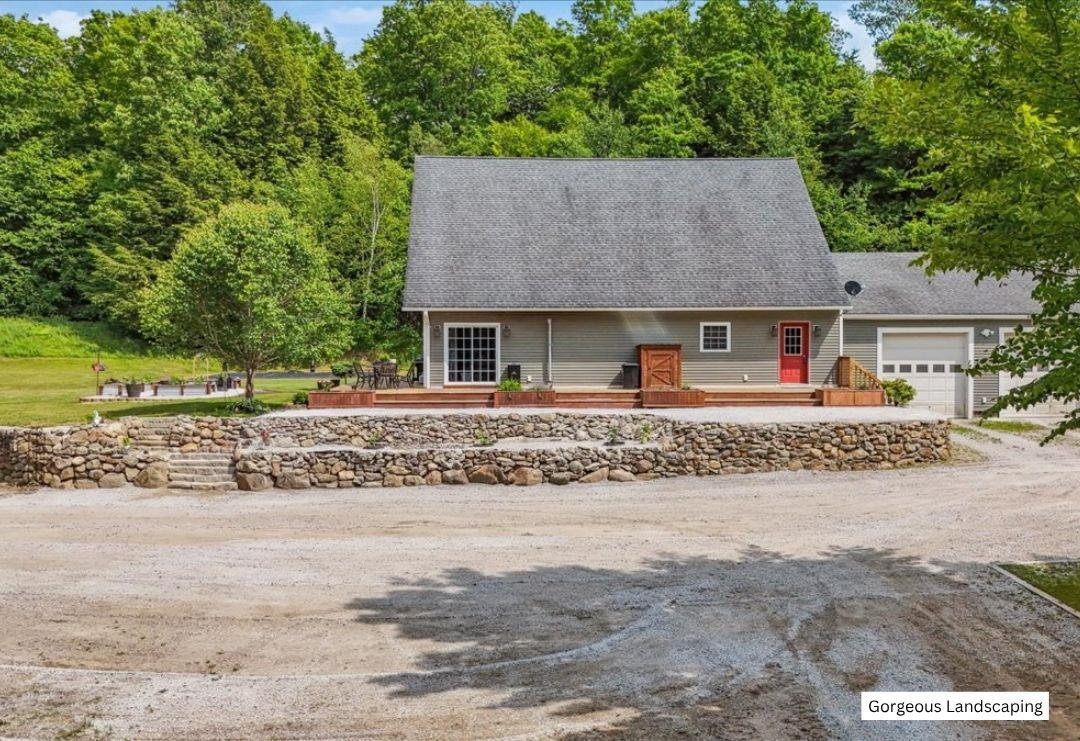 201 Mockingbird Way Franklin, VT 05457 - Photo 46 of 60