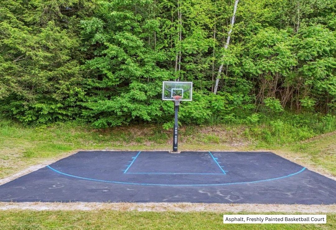 201 Mockingbird Way Franklin, VT 05457 - Photo 47 of 60