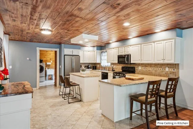 $649,000 | 201 Mockingbird Way, Franklin, VT 05457