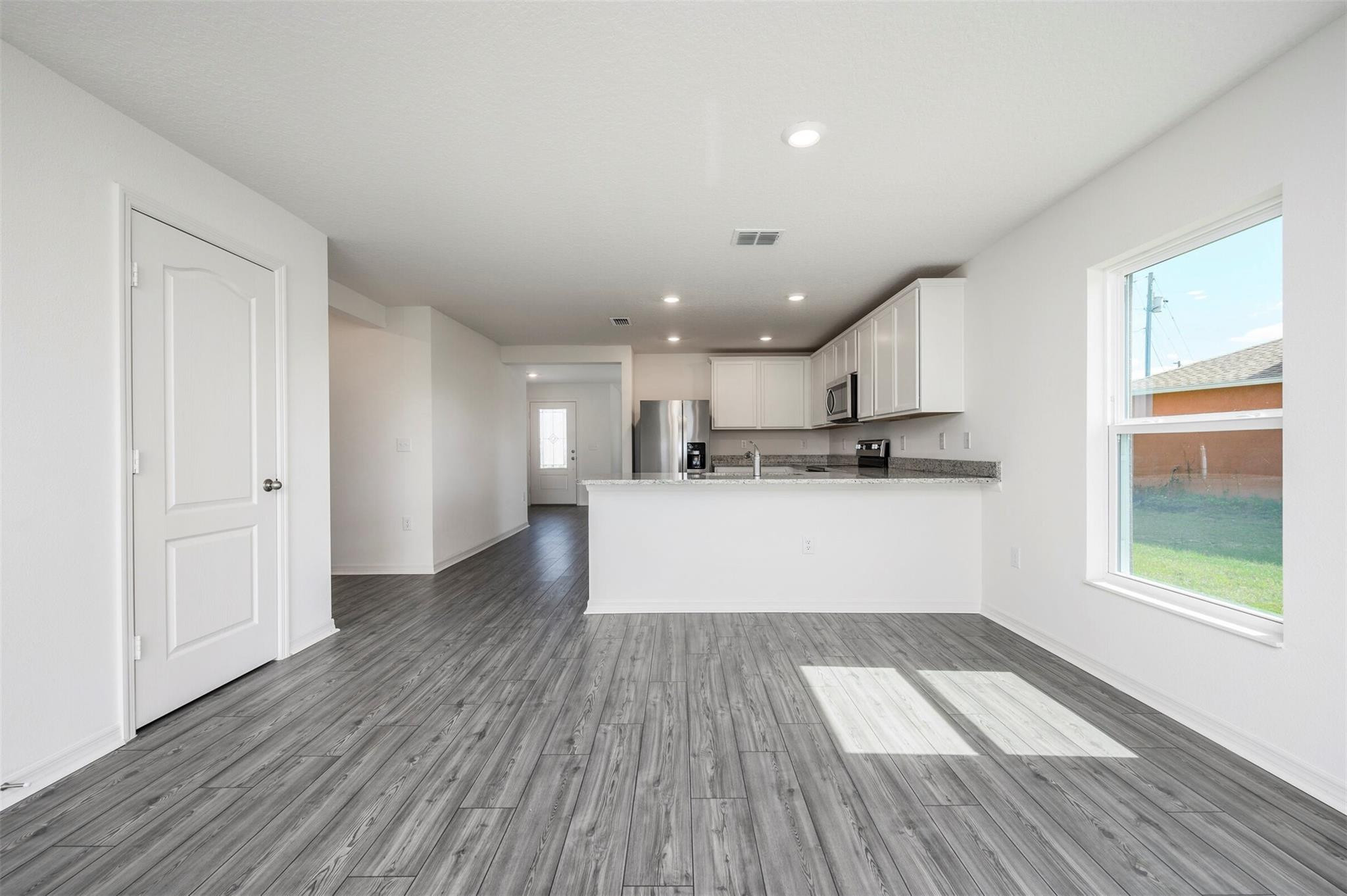 573 Southwest Dailey Avenue Port St. Lucie, FL 34953 - Photo 8 of 19 Photo 8