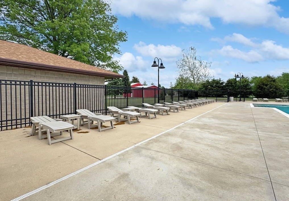 1063 Deer Valley Drive Varna, IL 61375 - Photo 61 of 87 a view of outdoor space with seating