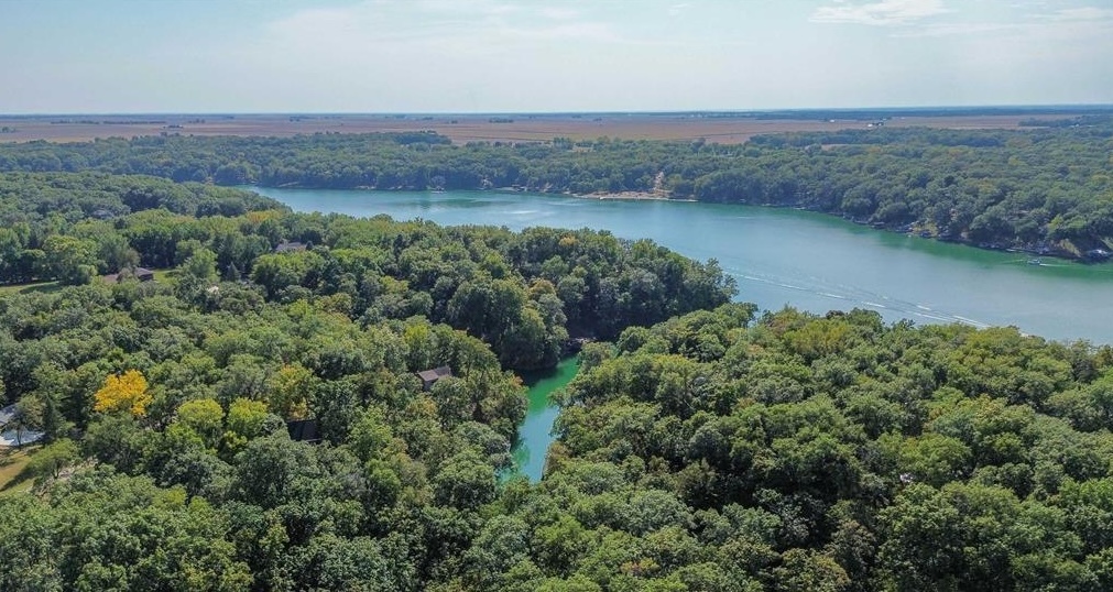 1063 Deer Valley Drive Varna, IL 61375 - Photo 80 of 87 an aerial view of a houses with a lake view