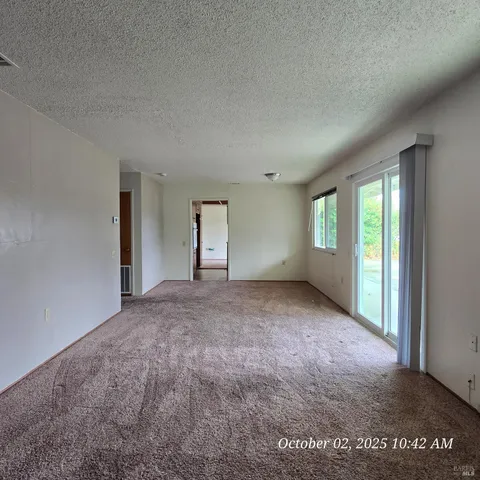 $2,400 | 115 Isle Royale Circle, Vacaville, CA 95687