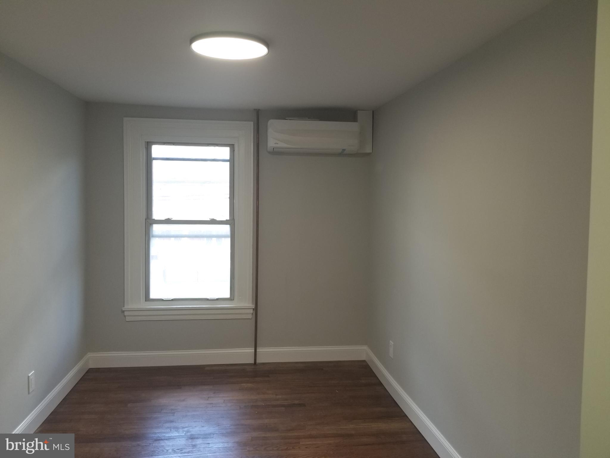 212 Warren Street, Unit 3 Beverly, NJ 08010 - Photo 12 of 18 Bedroom 2