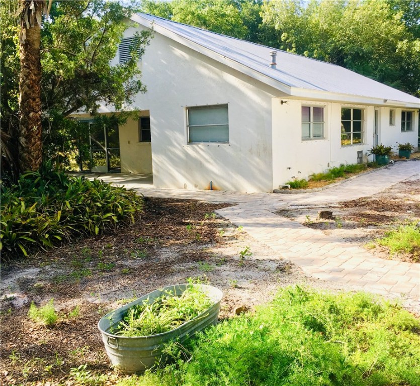 9605 Riverview Drive Micco, FL 32976 - Photo 27 of 36