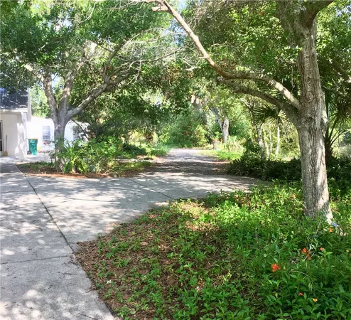 $2,800 | 9605 Riverview Drive, Micco, FL 32976