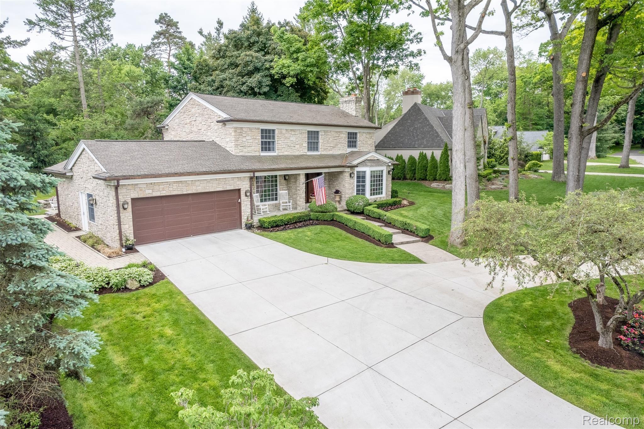 111 Denbar Road Bloomfield Hills, MI 48304 - Photo 3 of 43 Denbar-51.jpg
